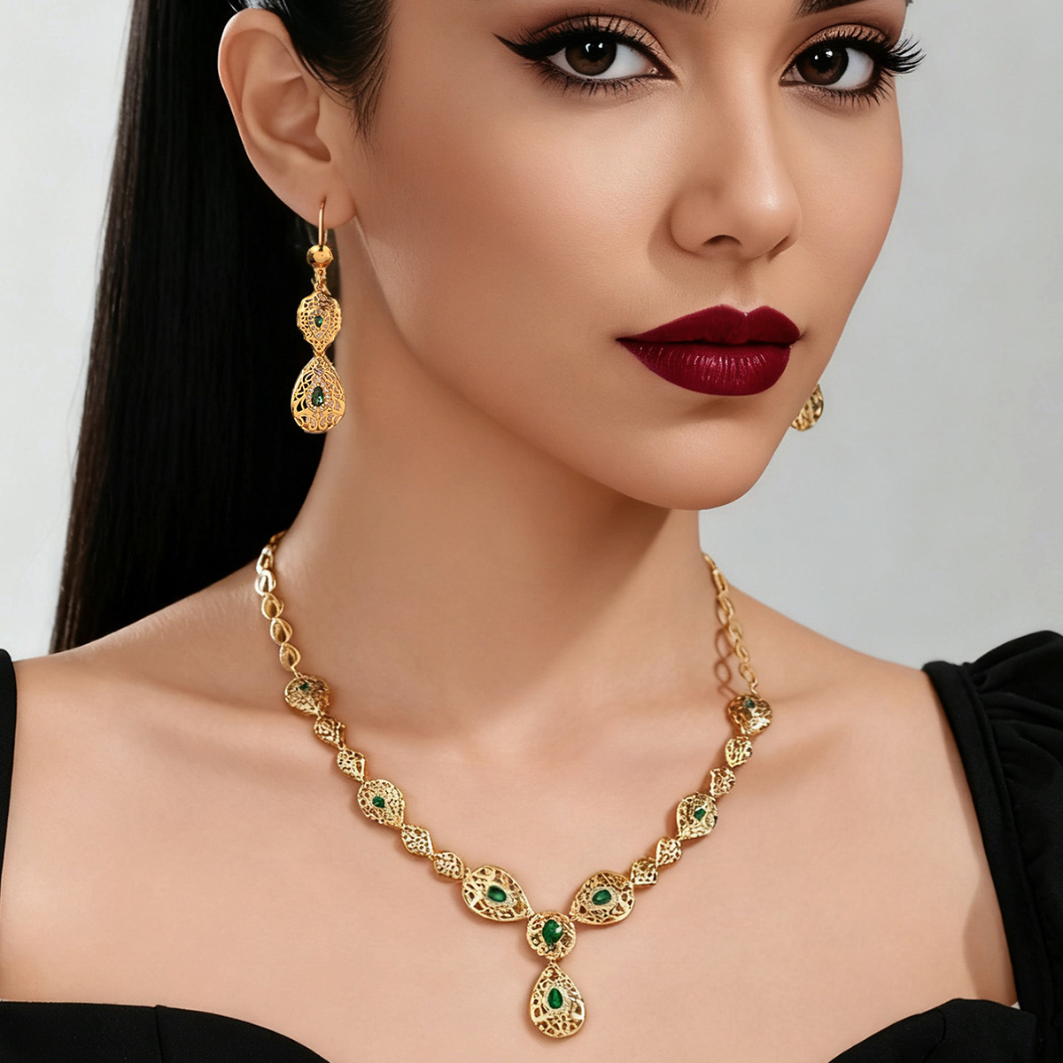 طقم ذهب عيار 9999 - طقم مجوهرا - مراجعة Women Accessories Dubai وسعره